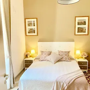 Mama Domus Bed and Breakfast